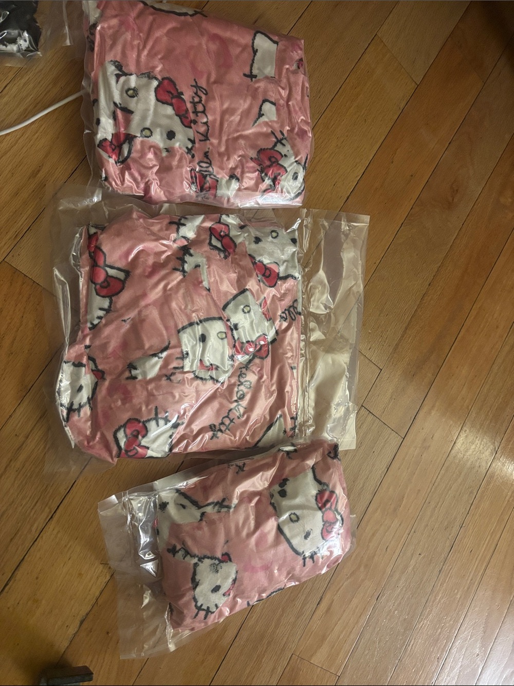 Pink Hello Kitty Kids Pajama Set - Soft Sleepwear - Picture 3 of 3